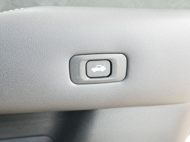 TOYOTA CROWN sedan hybrid 2019