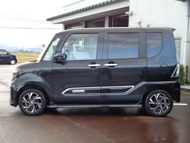 DAIHATSU TANTO CUSTOM 4WD 2020