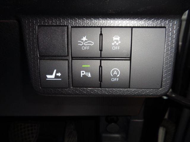 DAIHATSU TANTO CUSTOM 4WD 2020