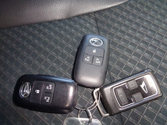 DAIHATSU TANTO CUSTOM 4WD 2020