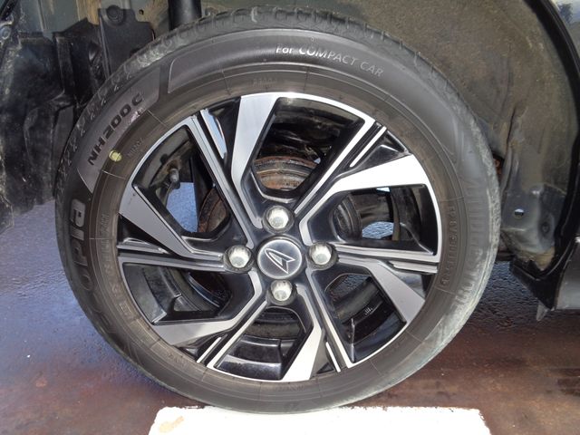 DAIHATSU TANTO CUSTOM 4WD 2020