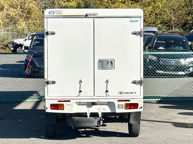 DAIHATSU HIJET truck 4WD 2017