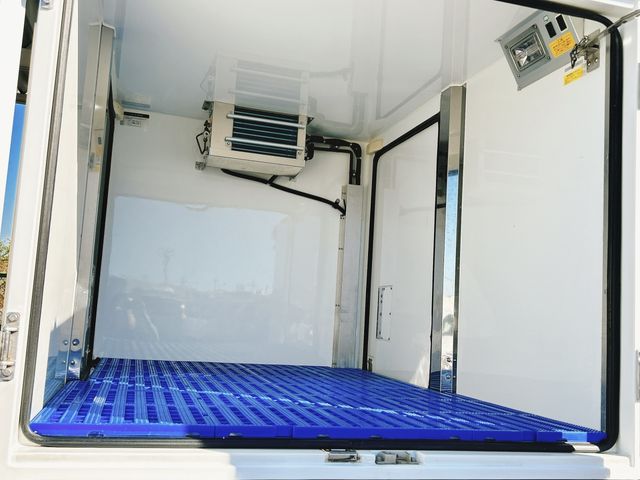 DAIHATSU HIJET truck 4WD 2017