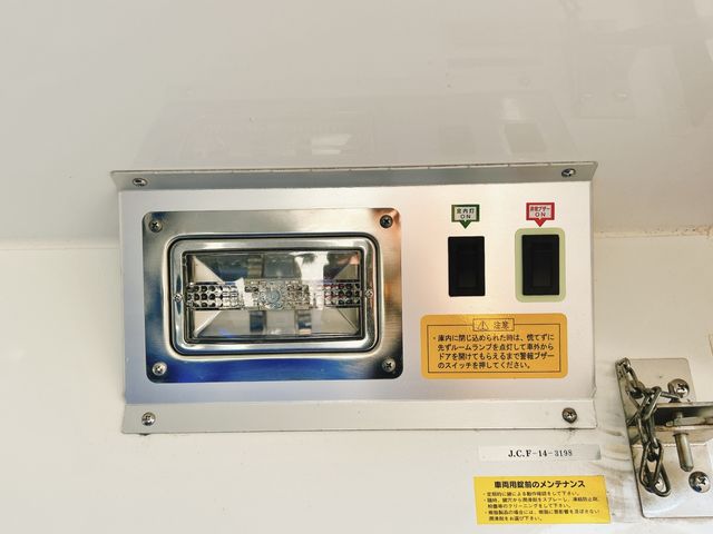 DAIHATSU HIJET truck 4WD 2017