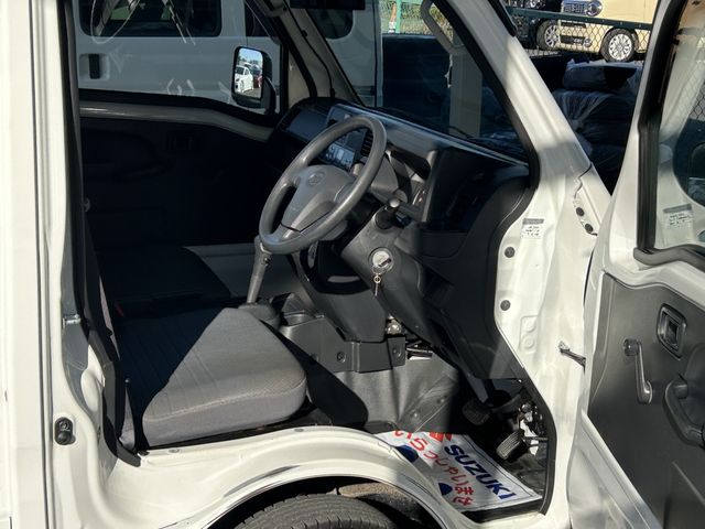 DAIHATSU HIJET truck 4WD 2017