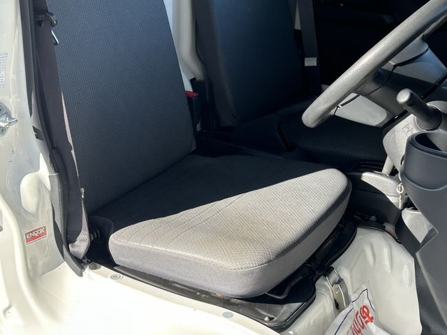 DAIHATSU HIJET truck 4WD 2017