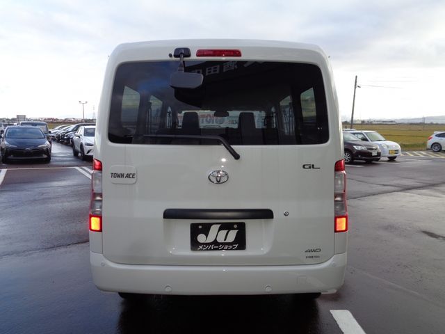 TOYOTA TOWNACE van 4WD 2025