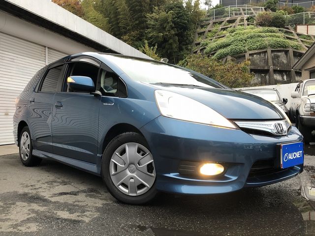 HONDA FIT SHUTTLE HYBRID 2013