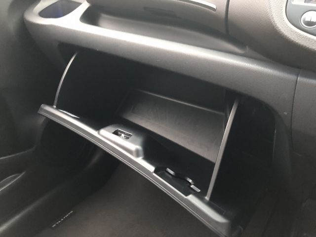 HONDA FIT SHUTTLE HYBRID 2013