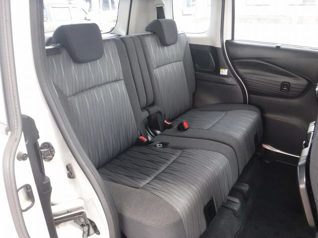 MITSUBISHI DELICA D:2 4WD 2023