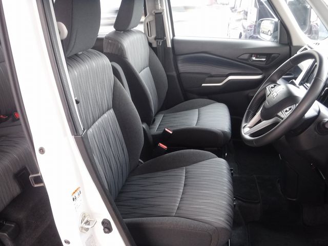 MITSUBISHI DELICA D:2 4WD 2023