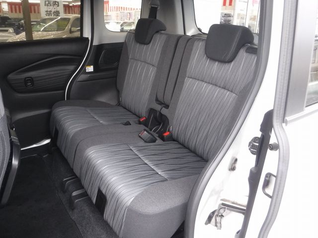 MITSUBISHI DELICA D:2 4WD 2023