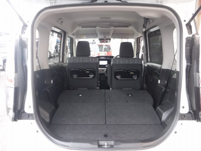 MITSUBISHI DELICA D:2 4WD 2023