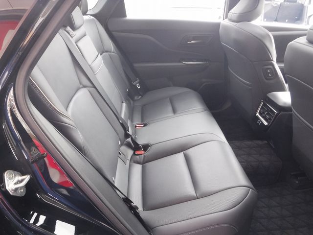 TOYOTA CROWN ESTATE 4WD 2025