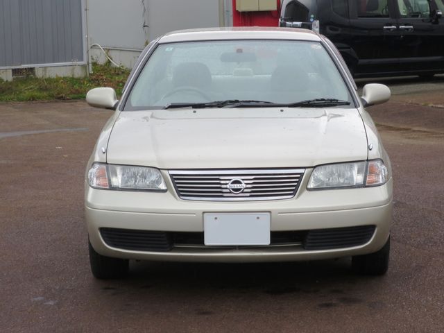 NISSAN SUNNY sedan 2004