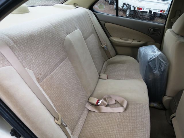 NISSAN SUNNY sedan 2004