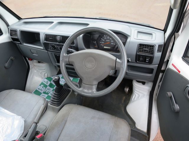 NISSAN CLIPPER truck 4WD 2006