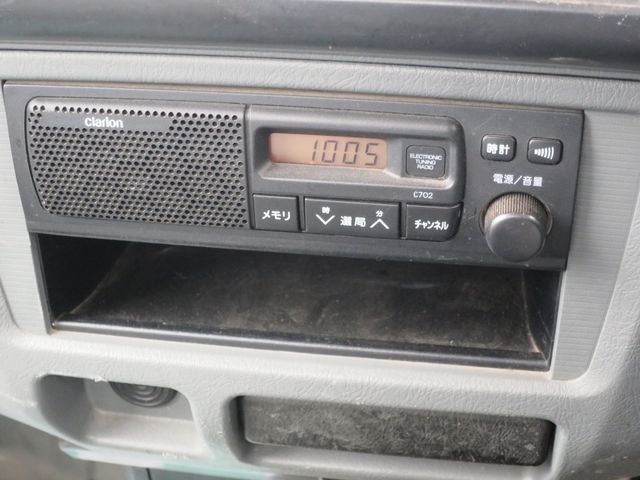 NISSAN CLIPPER truck 4WD 2006