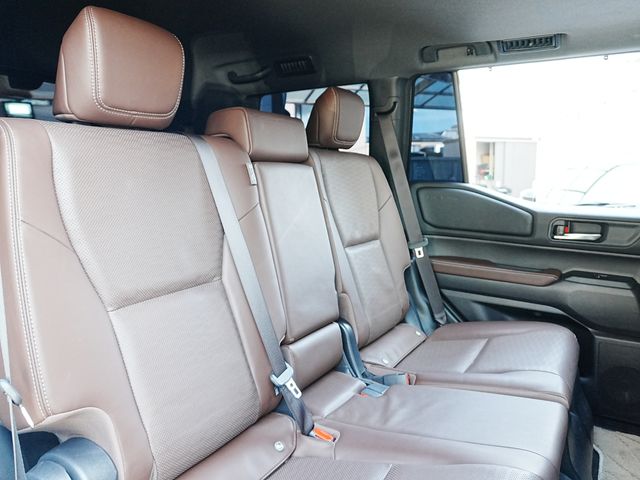 TOYOTA LANDCRUISER 250 2024