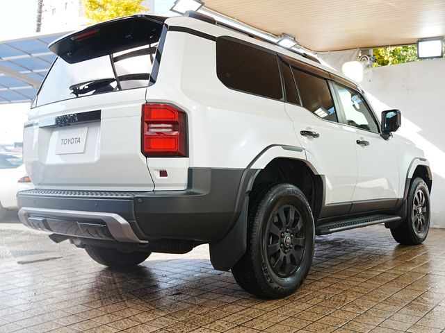 TOYOTA LANDCRUISER 250 2024