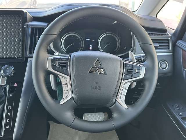 MITSUBISHI DELICA D:5 4WD 2024