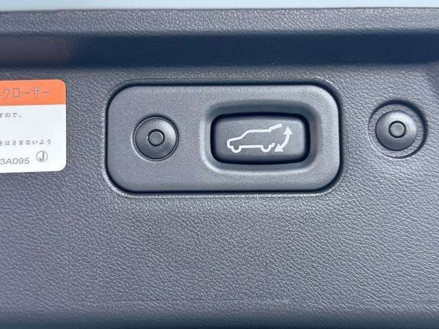 MITSUBISHI DELICA D:5 4WD 2024