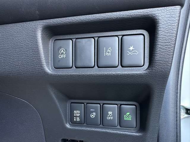 MITSUBISHI DELICA D:5 4WD 2024