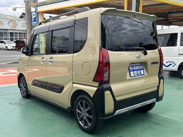 DAIHATSU TANTO FAN CROSS 2025
