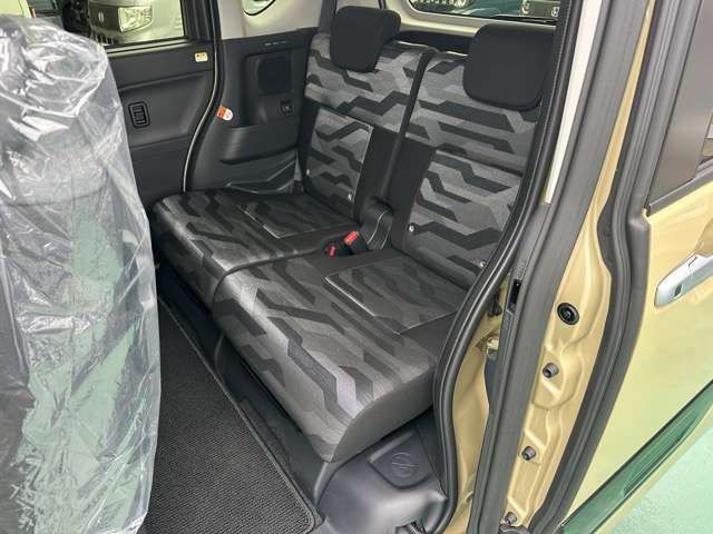 DAIHATSU TANTO FAN CROSS 2025