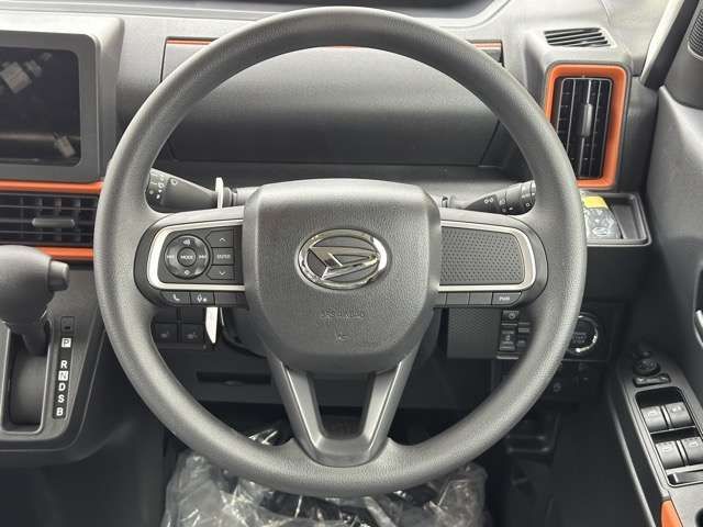 DAIHATSU TANTO FAN CROSS 2025