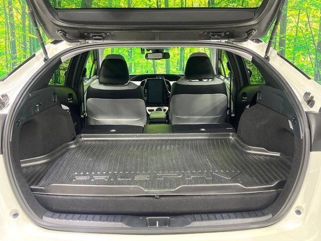 TOYOTA PRIUS PHV 2017