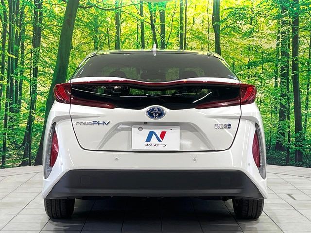 TOYOTA PRIUS PHV 2017