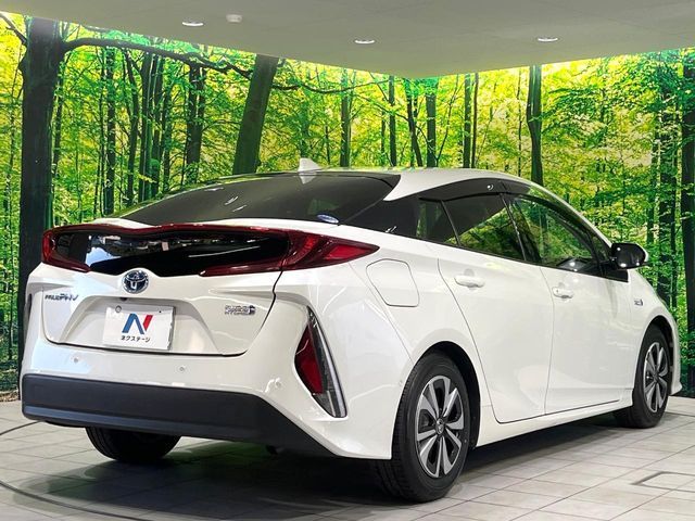 TOYOTA PRIUS PHV 2017