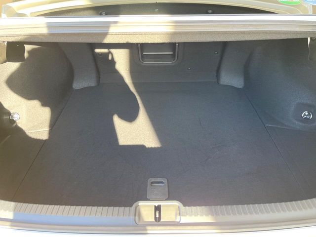 TOYOTA LEXUS ES300h 2019