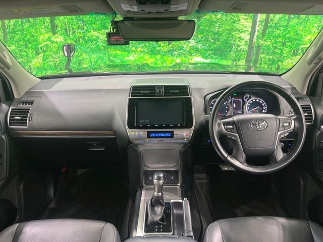 TOYOTA LANDCRUISER PRADO 2022