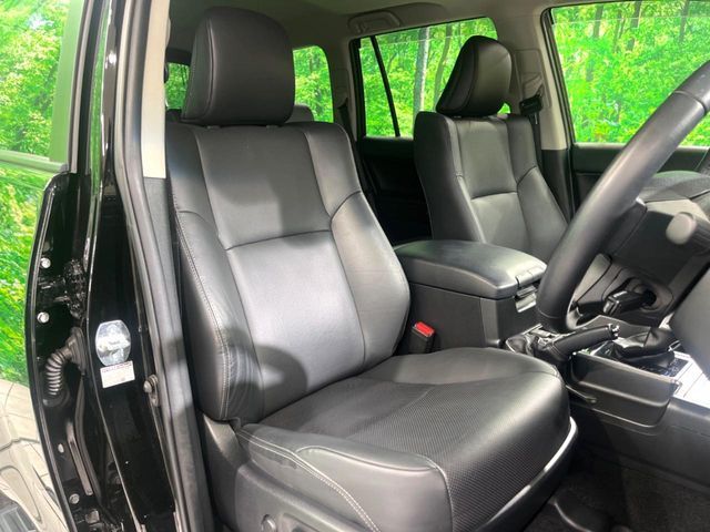 TOYOTA LANDCRUISER PRADO 2022