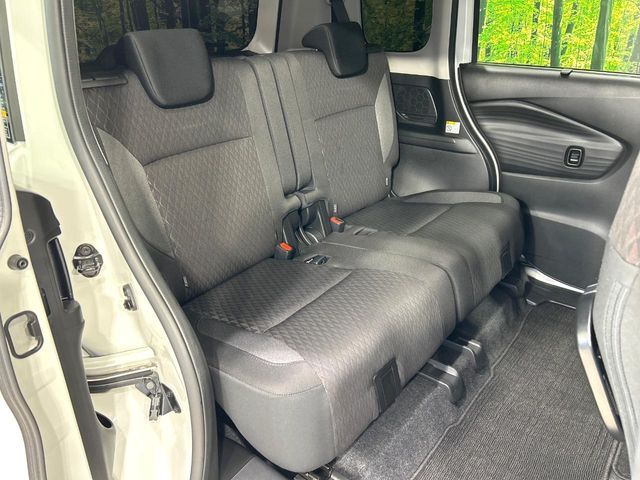 MITSUBISHI DELICA D:2 CUSTOM 2WD 2023