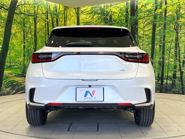 TOYOTA LEXUS LBX 2025