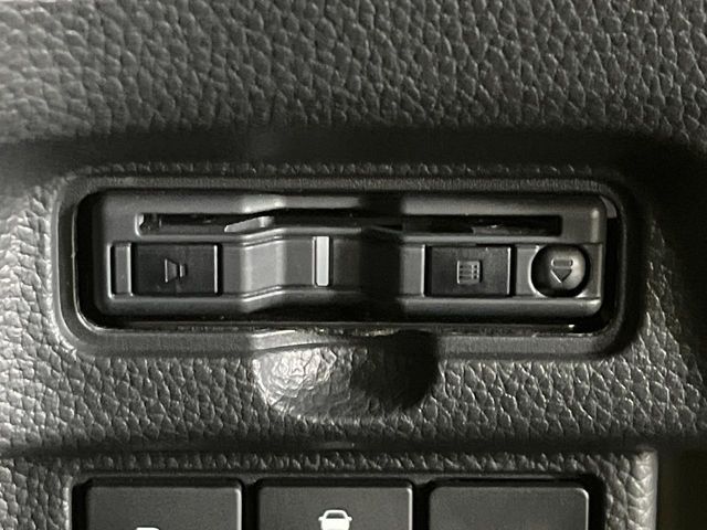 HONDA N BOX CUSTOM 2022