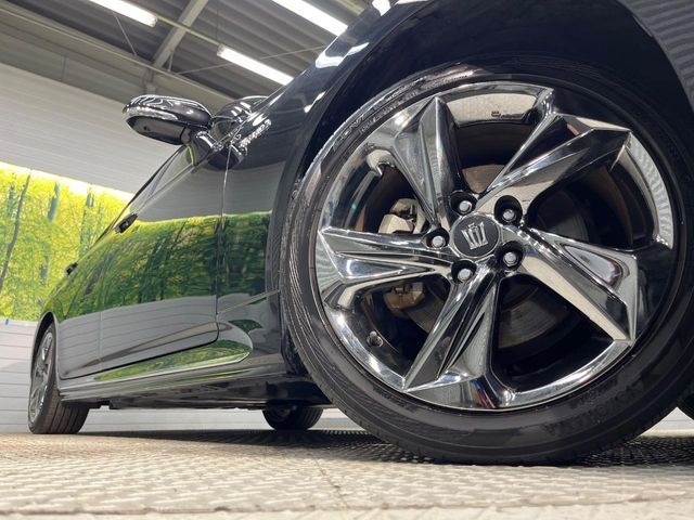 TOYOTA CROWN sedan hybrid 2019