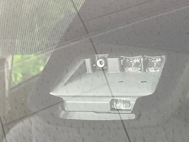 TOYOTA SIENTA HYBRID 2015