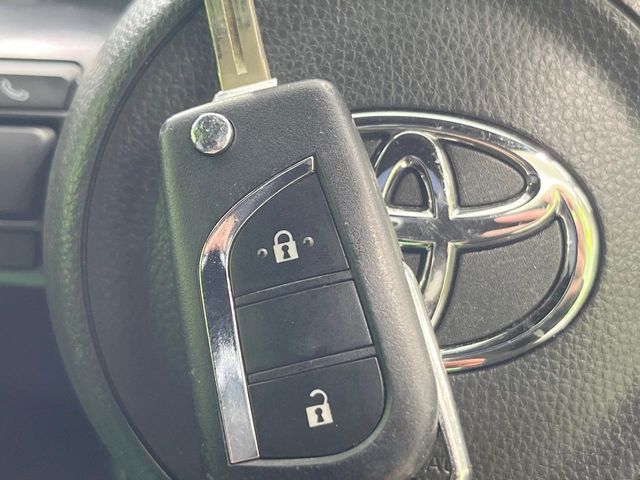 TOYOTA YARIS HYBRID 2022