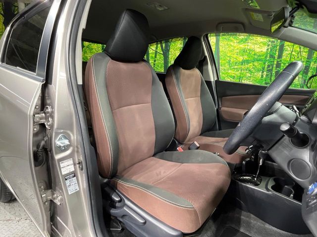 TOYOTA VITZ HYBRID 2017