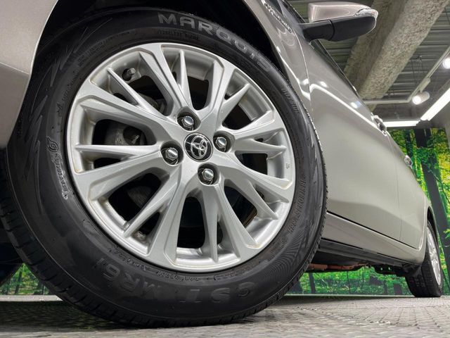 TOYOTA VITZ HYBRID 2017