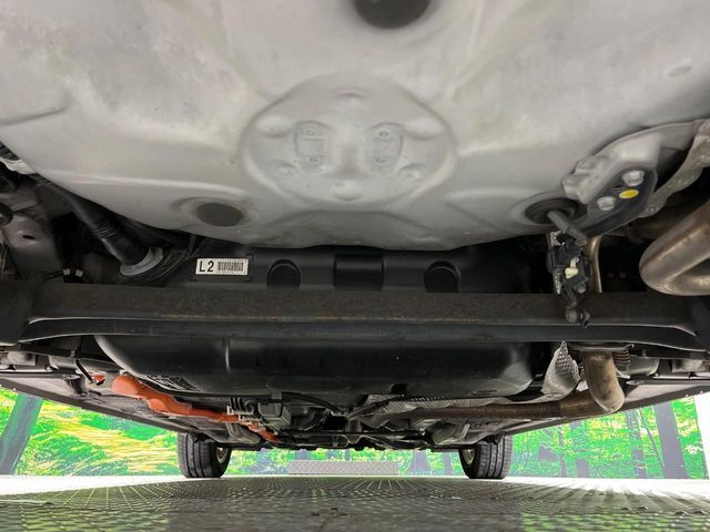 TOYOTA VITZ HYBRID 2017