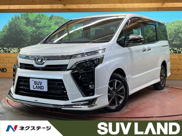 TOYOTA VOXY 4WD 2019