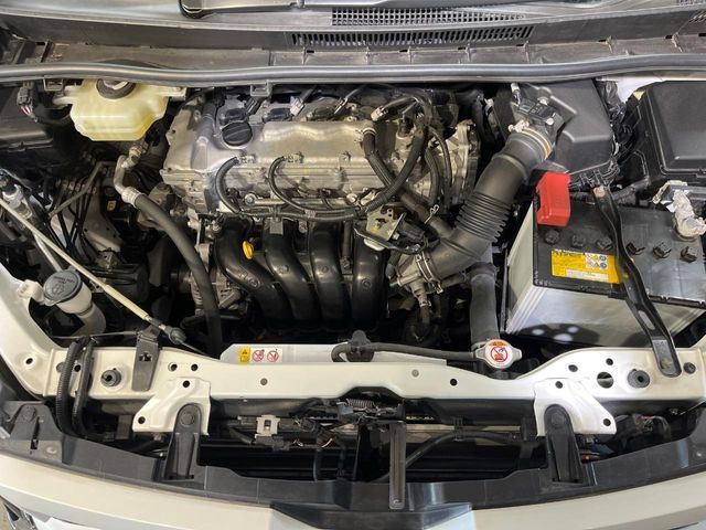 TOYOTA VOXY 4WD 2019