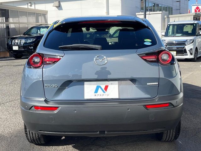 MAZDA MX-30 2021