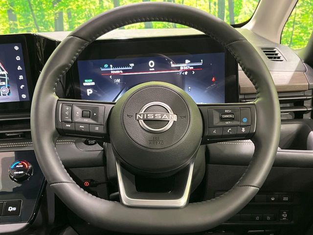 NISSAN SERENA  WG 2023