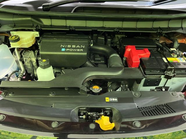 NISSAN SERENA  WG 2023